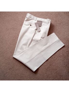 Jones New York Sport Khaki Slacks Size 6